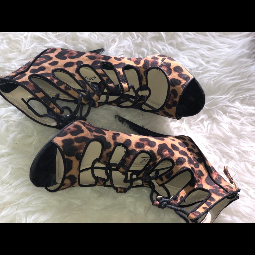 Leopard heels - Picture 7 of 8